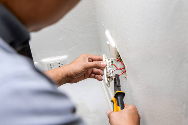 Electrical Outlet Repair in FL